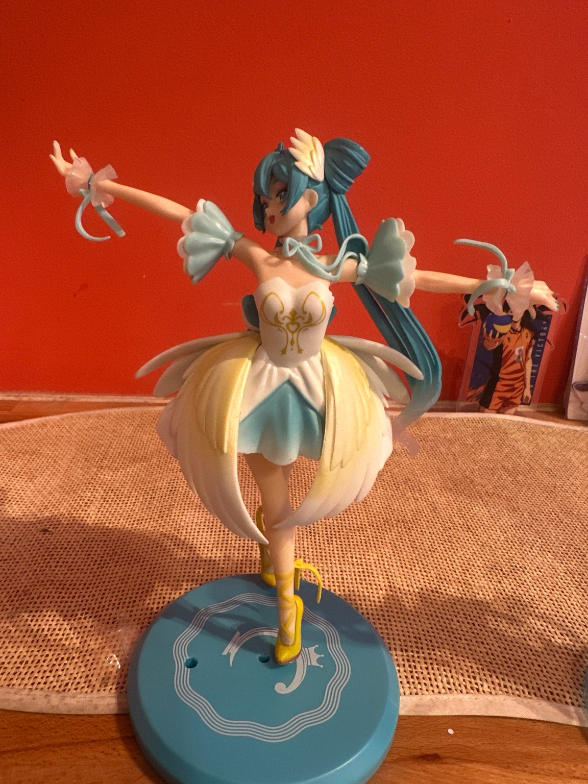 ANF-077 | Hatsune Miku Ballet Dancer Figure – White Blue Gold Dress, photo 1