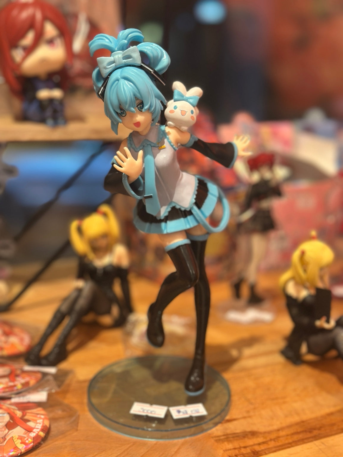 Hatsune Miku figurica – cela figura