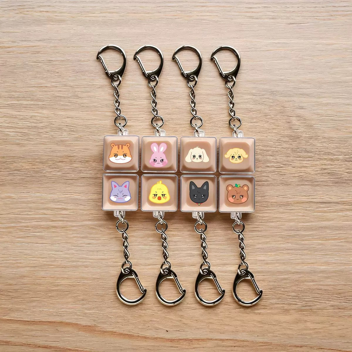 ATEEZ light keychain variants